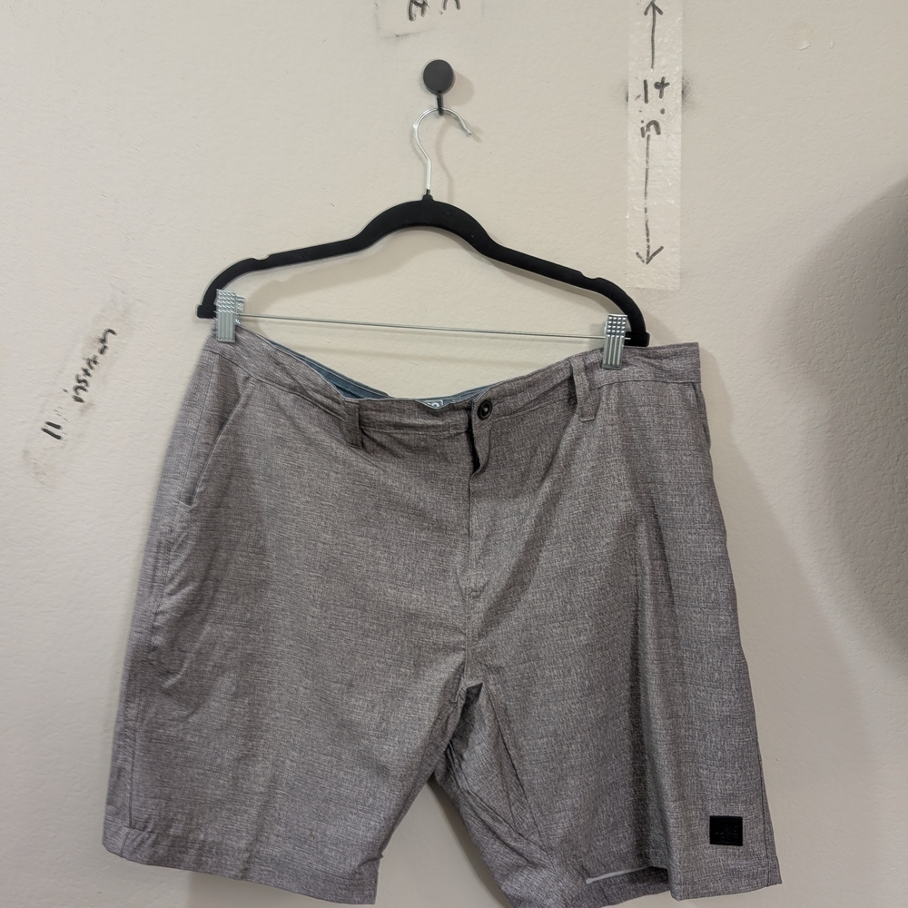 Vintage 1946 Light Gray Men's Flat Front Shorts